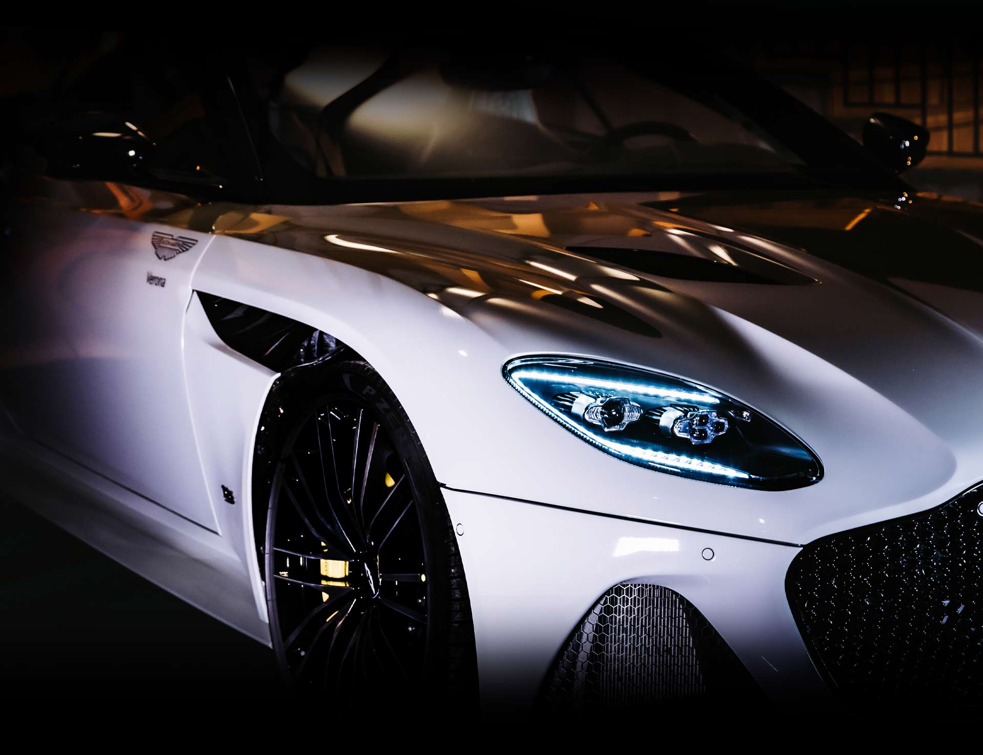Aston Martin Contact